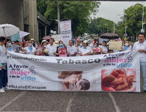 Marcha A Favor de la Mujer y de la Vida en Tabasco