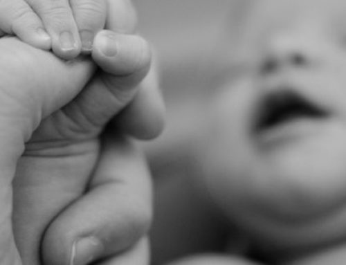 Alrededor de 12 000 bebés mueren en abortos tardíos