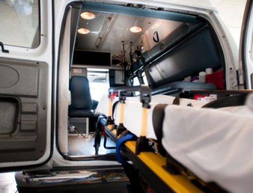 Un centro de Planned Parenthood solicita ambulancia por emergencia y pide «que no haga ruido»
