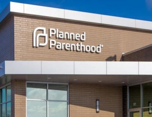  Madre desafió a Planned Parenthood al continuar con su embarazo tras sufrir una violación